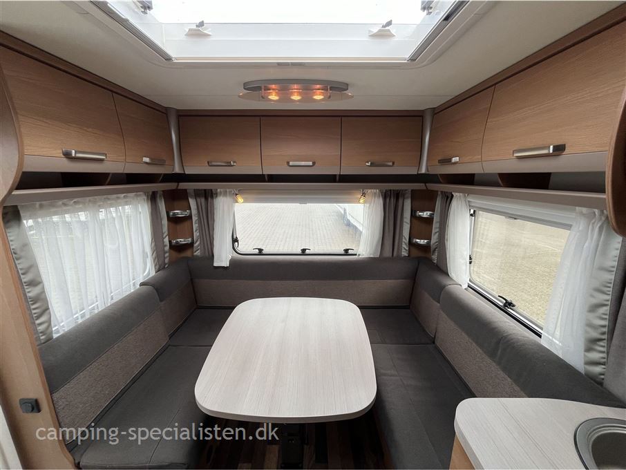 Knaus Sport 450 FU